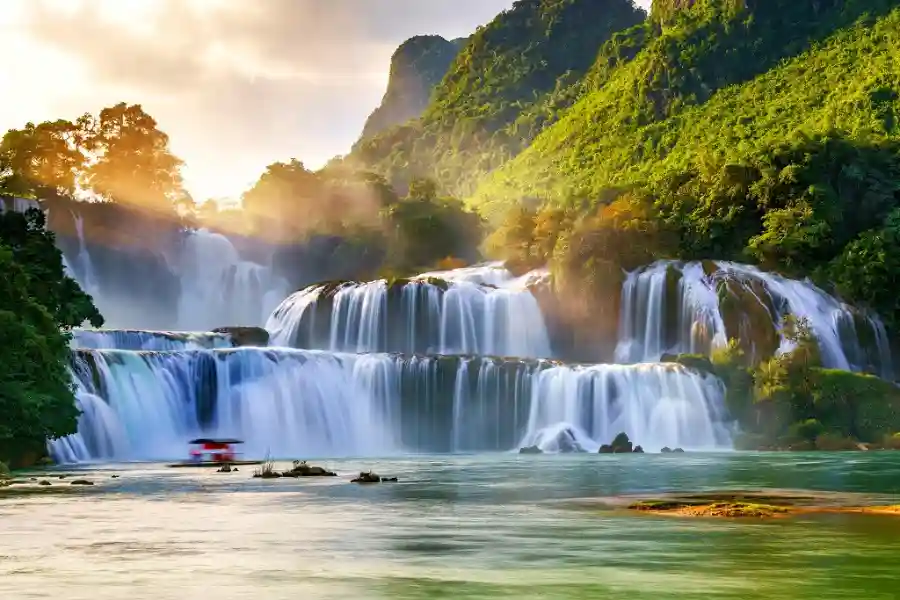 Cao Bang Loop 3 Days 2 Nights