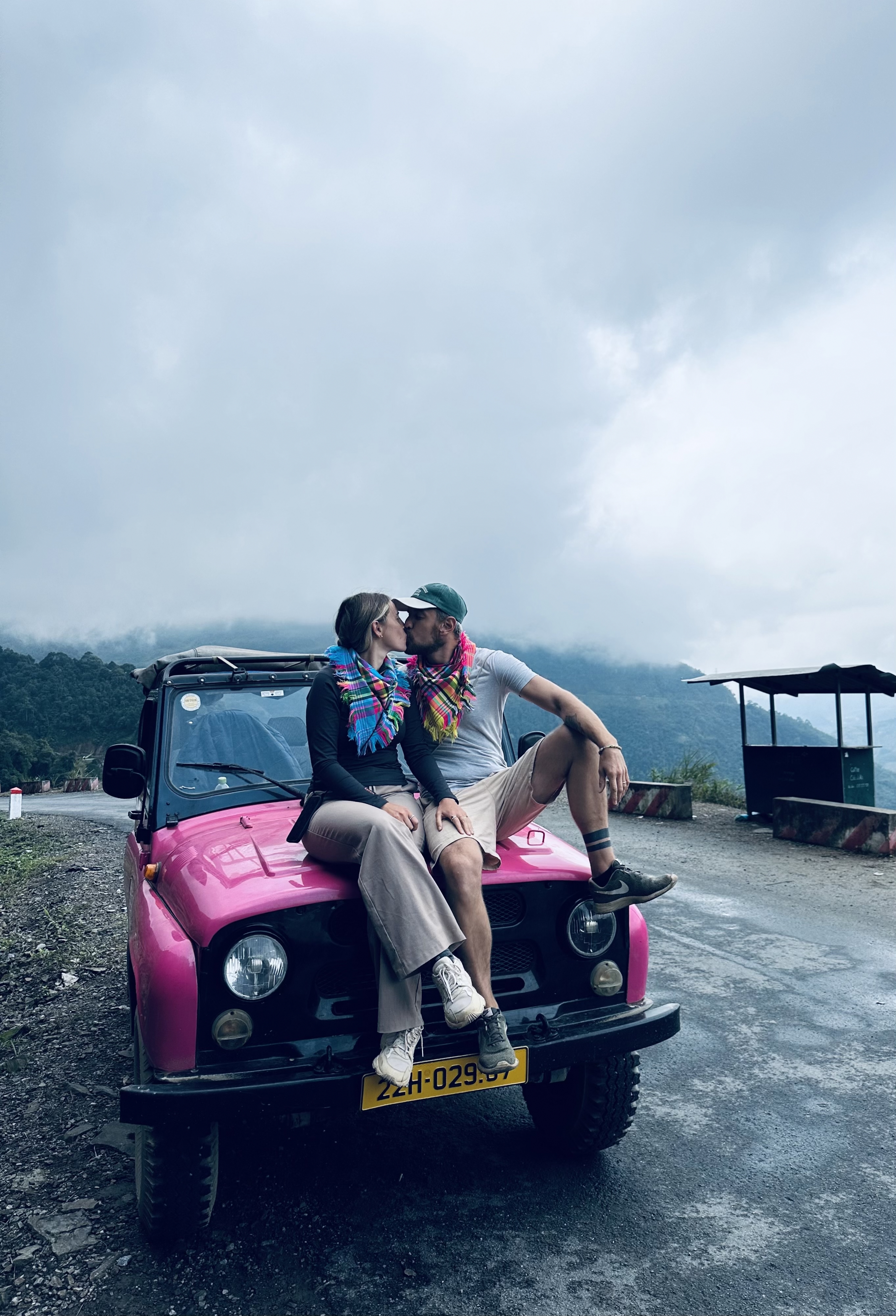Love Rides Open: Fall in Love Again on a Pink Open-Air Jeep Through the Ha Giang Loop