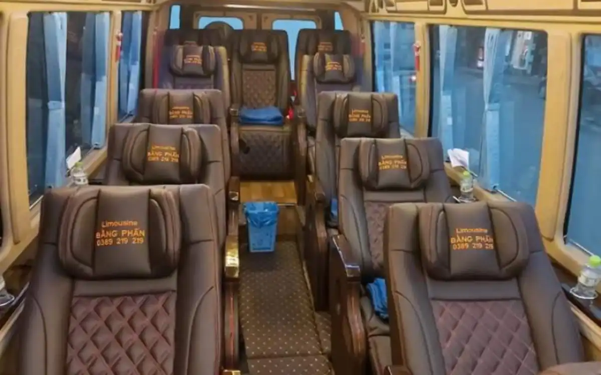 Limousine van from Hanoi to Ha Giang with door-to-door pickup